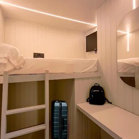 Hostel Wostel Central-station *